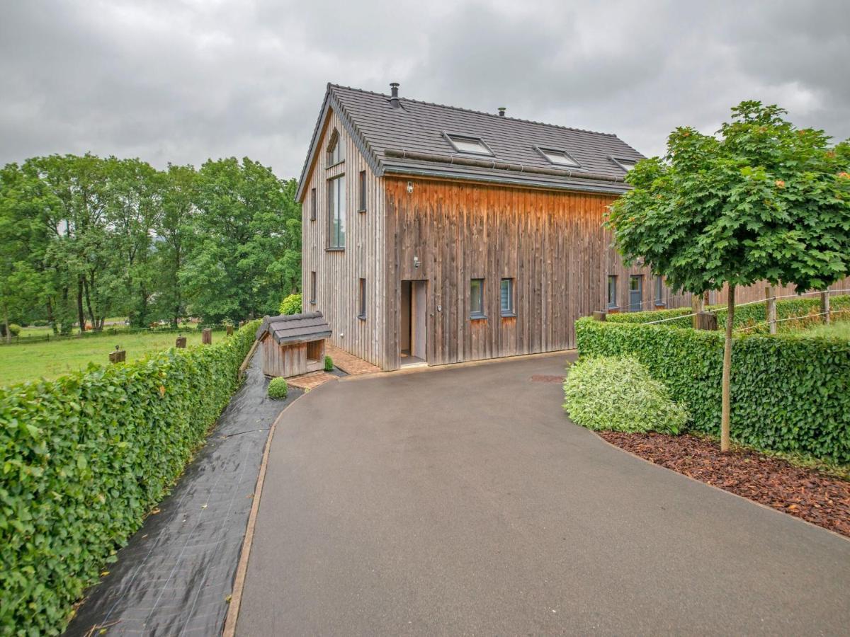 Charming Holiday Home In Stavelot With A Garden Eksteriør billede