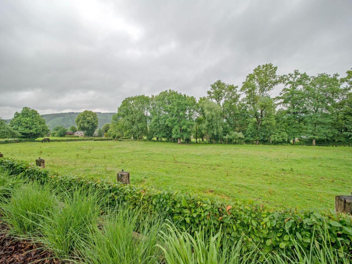 Charming Holiday Home In Stavelot With A Garden Eksteriør billede