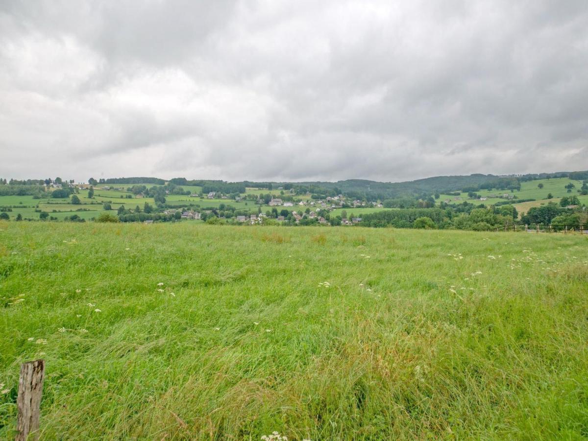 Charming Holiday Home In Stavelot With A Garden Eksteriør billede